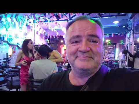 BANGKOK NIGHTLIFE IS ROCKING!