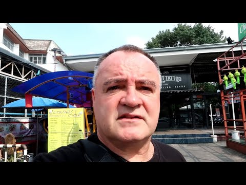 Chiang Mai first walk around city