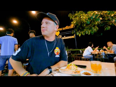 My Night market Disaster in Vientiane, Laos 🇱🇦