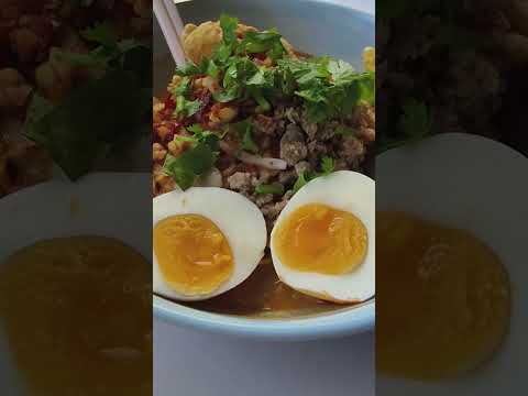 Tom Yum Noodle Soup Recipe, check this out! #shorts #pattaya #pattayathailand